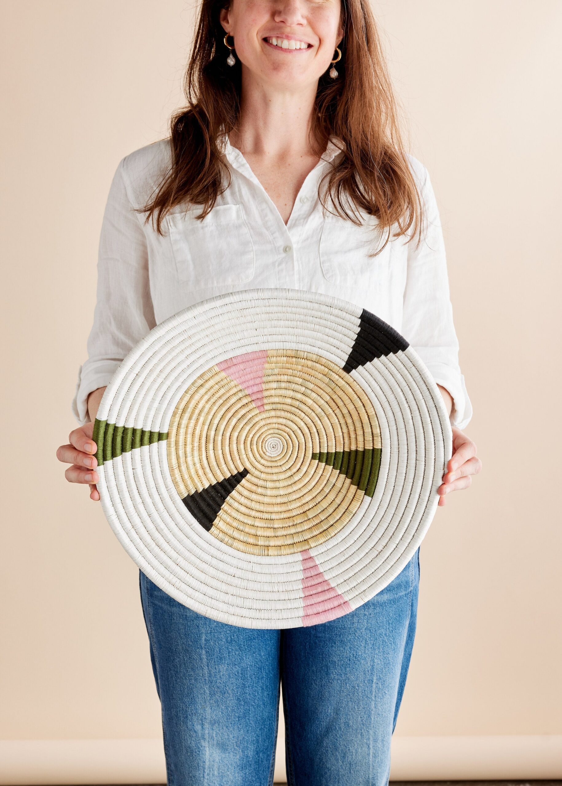 Mosaic_Bullseye_Wall_Basket_medium_WomenCraft_kanju.jpg Mosaic Bullseye Wall Basket - Image 1