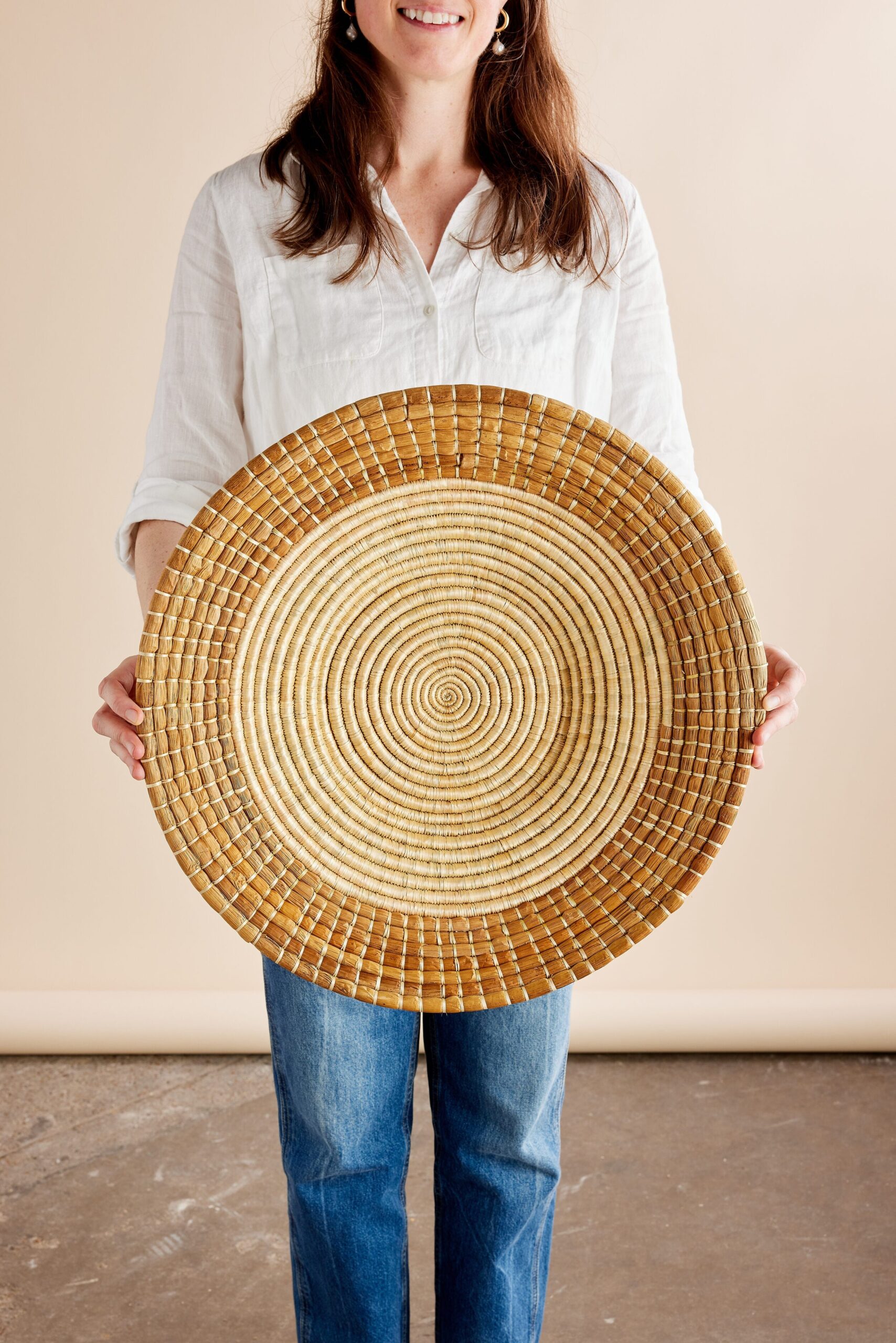 Pete_Banana_Leaf_Basket_large_WomenCraft_kanju.jpg Pete Banana Bark Basket - Image 1