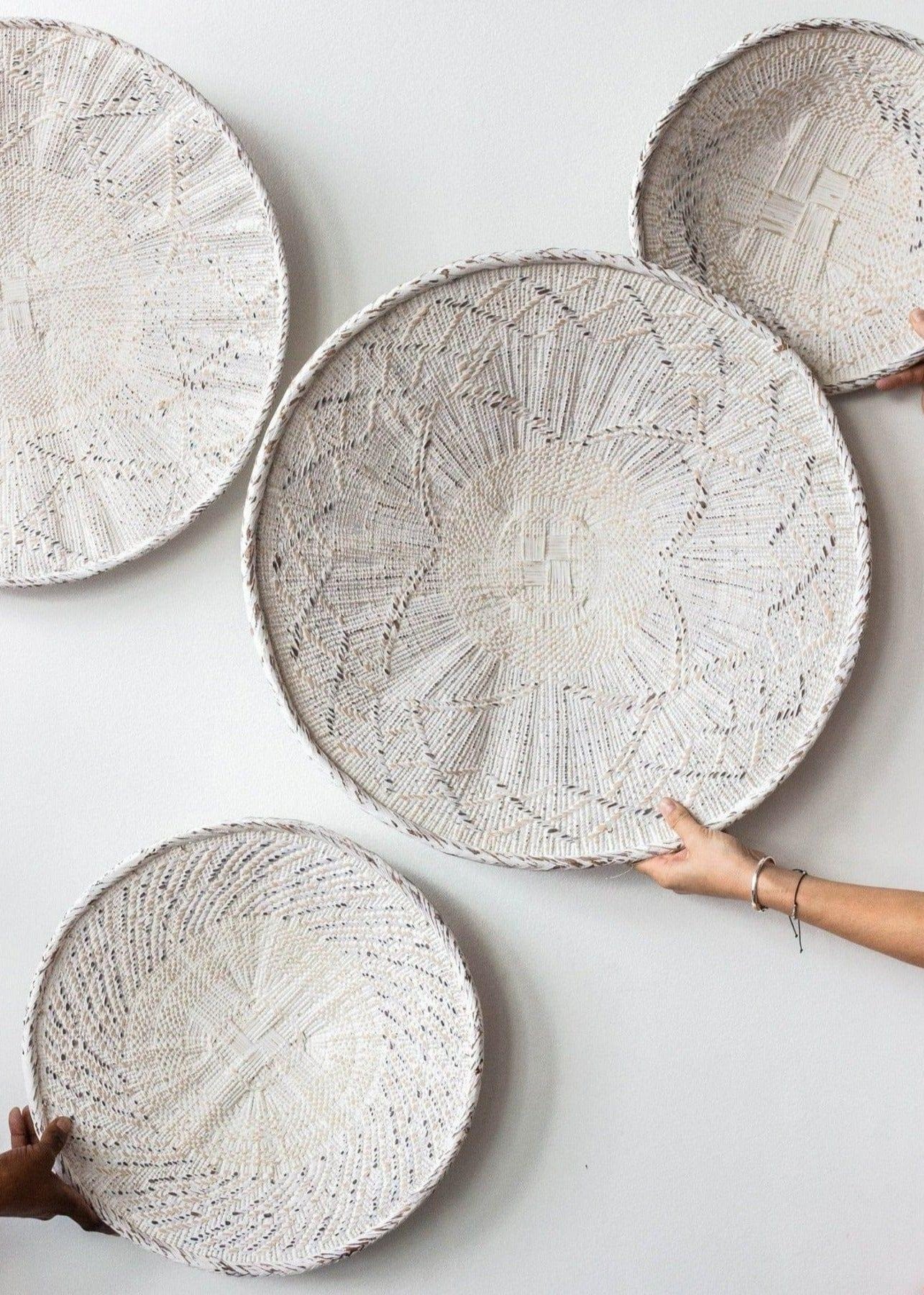white-washed-flat-baskets-kanju-interiors-unclassified-38026408001761_b95d96c1-d1a3-4861-809b-86e16dafe1cd.jpg White Washed Handwoven Wall Basket - Image 1